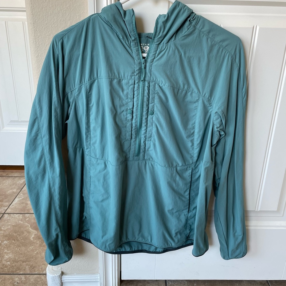 Mountain Hardwear Women's wind breaker